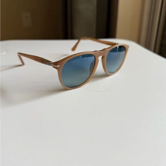 Persol 9649S901S3 Ambra Wayfarer blue polarized lenses - Picture 1 of 2